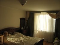 Продается трехкомнатная квартира в Севастополе на Маринеско 13