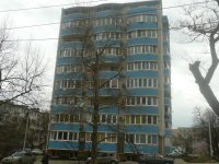 Владелец продает трехкомнатную квартиру в Севастополе на Пролетарской 7