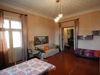 Продажа эксклюзивной трехкомнатной квартиры в центре Севастополя проспект Нахимова 5 в Крыму