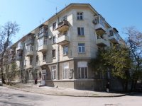 К покупке большая двухкомнатная видовая квартира в Севастополе на Надеждинцев 20