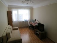 Продам двухкомнатную квартиру в Севастополе на Меньшикова 21